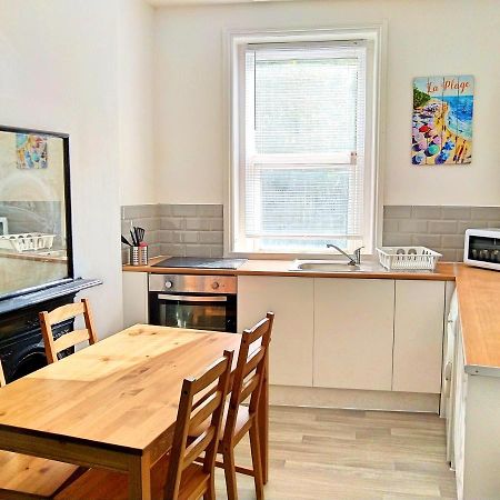 Entire Floor 2 Bedrooms On Westcliff Bournemouth Eksteriør billede